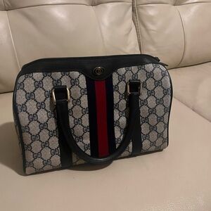 Gucci purse
